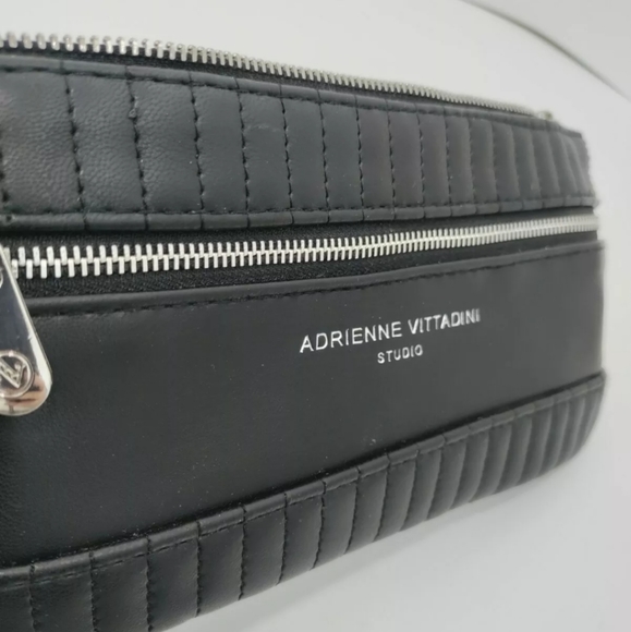 Adrienne Vittadini Studio Black Double Compartment Zip Wristlet Wallet/Clutch - Picture 6 of 8
